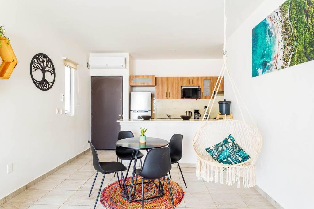 Lovely Cozy Apt W/Pool 2 Bedrooms. Great Location! Puerto Morelos Exterior foto