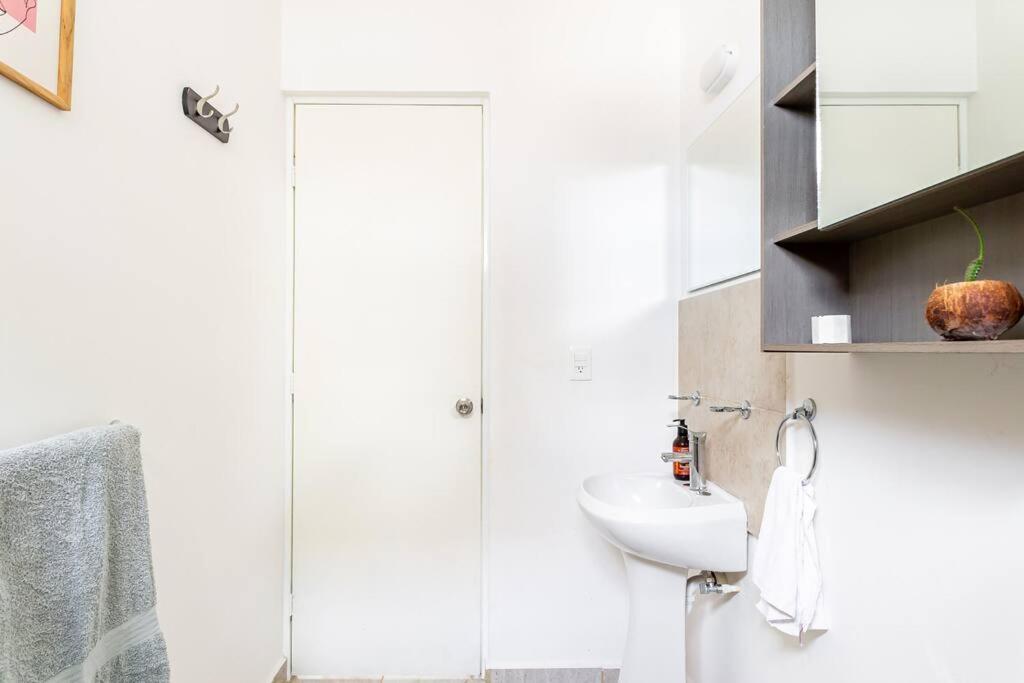 Lovely Cozy Apt W/Pool 2 Bedrooms. Great Location! Puerto Morelos Exterior foto